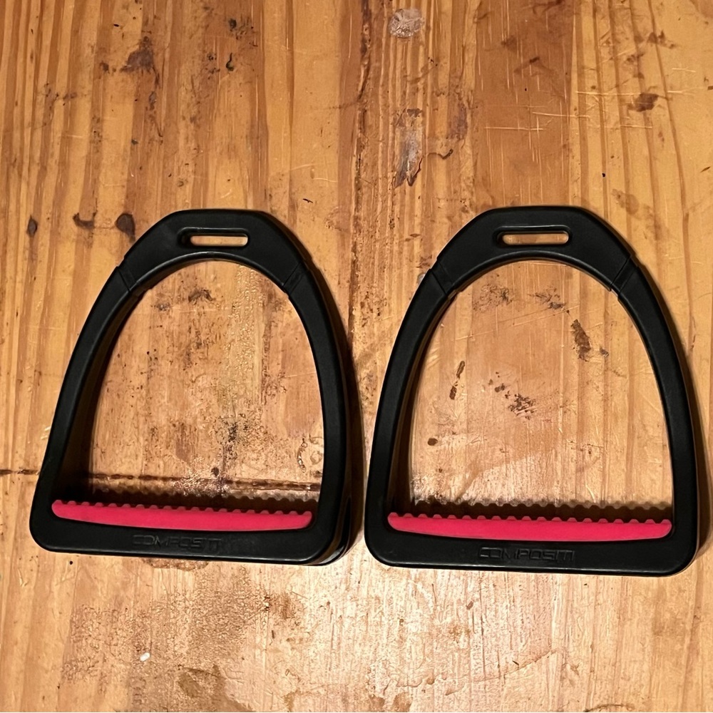 Compositi Premium Stirrup Irons